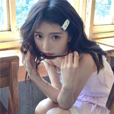 我们在黑夜中相拥